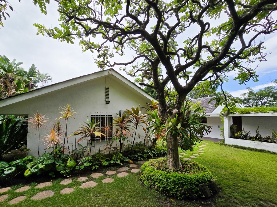 4 Bedroom Property for Sale in Vincent Eastern Cape